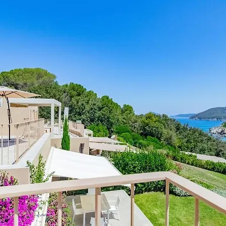 Baia Di Spartaia 1 شقة