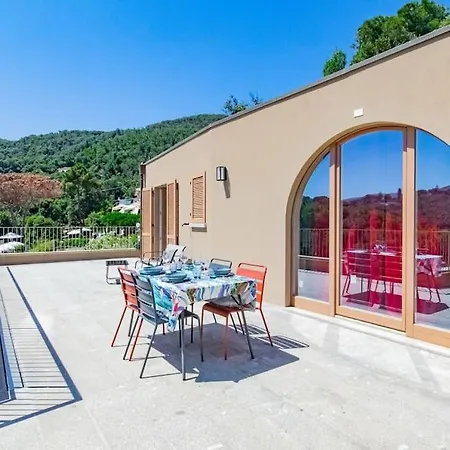 Baia Di Spartaia 1 Procchio