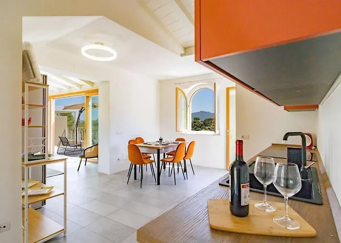 Apartment Baia Di Spartaia 1 *